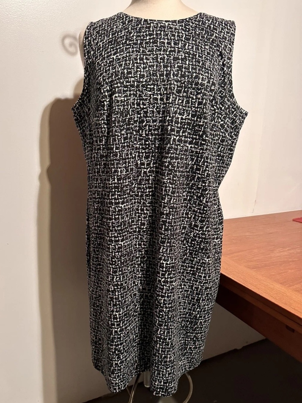 Michael Kors black and white tweed look sleeveless dress size 3x